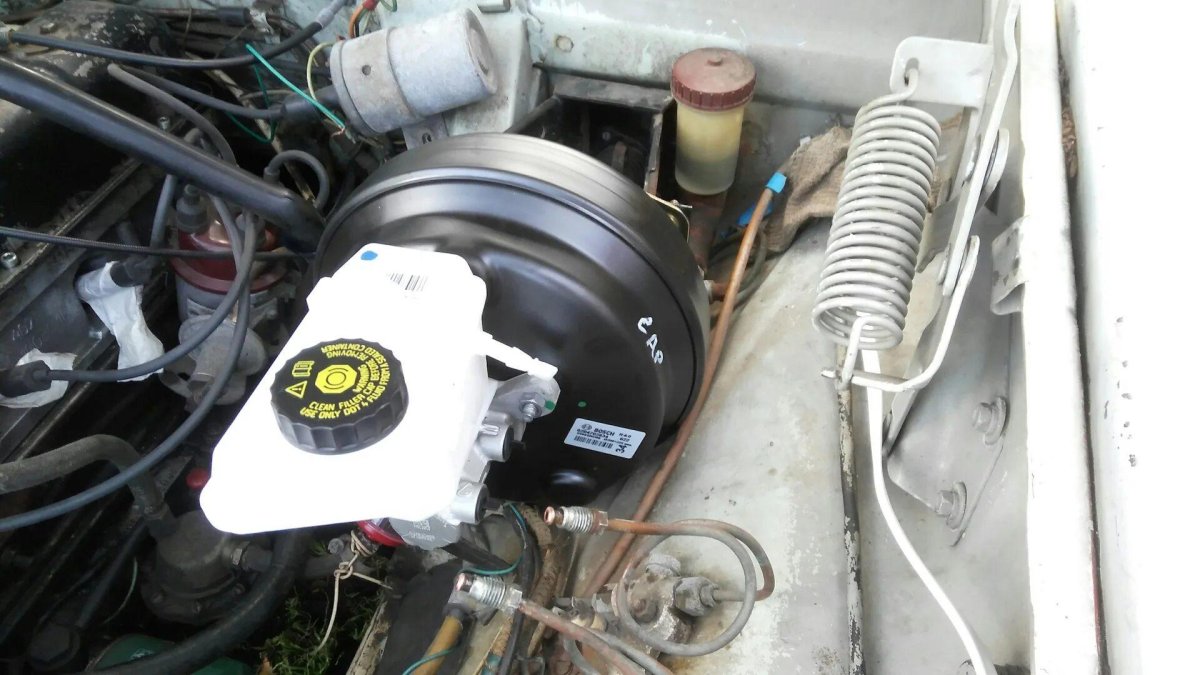 Вакуумный усилитель тормозов ГАЗ 24