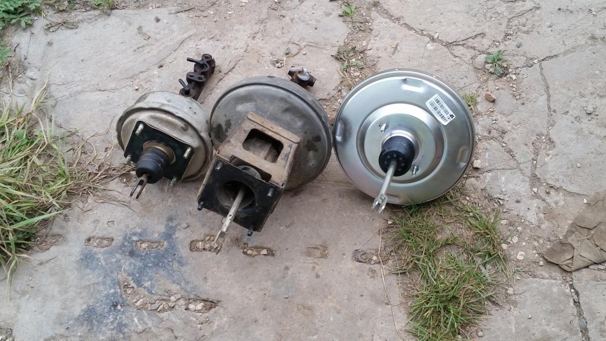 Вакуумный усилитель Нива 21214