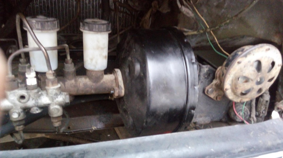 Вакуумный усилитель тормозов УАЗ 452