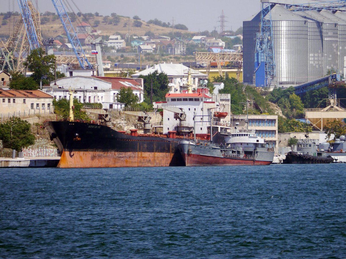 Танкер Истра