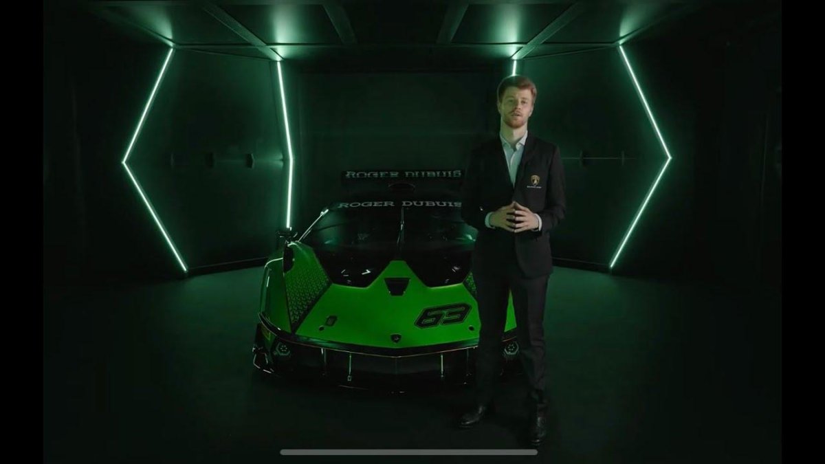 Ламборгини Эссенза scv12