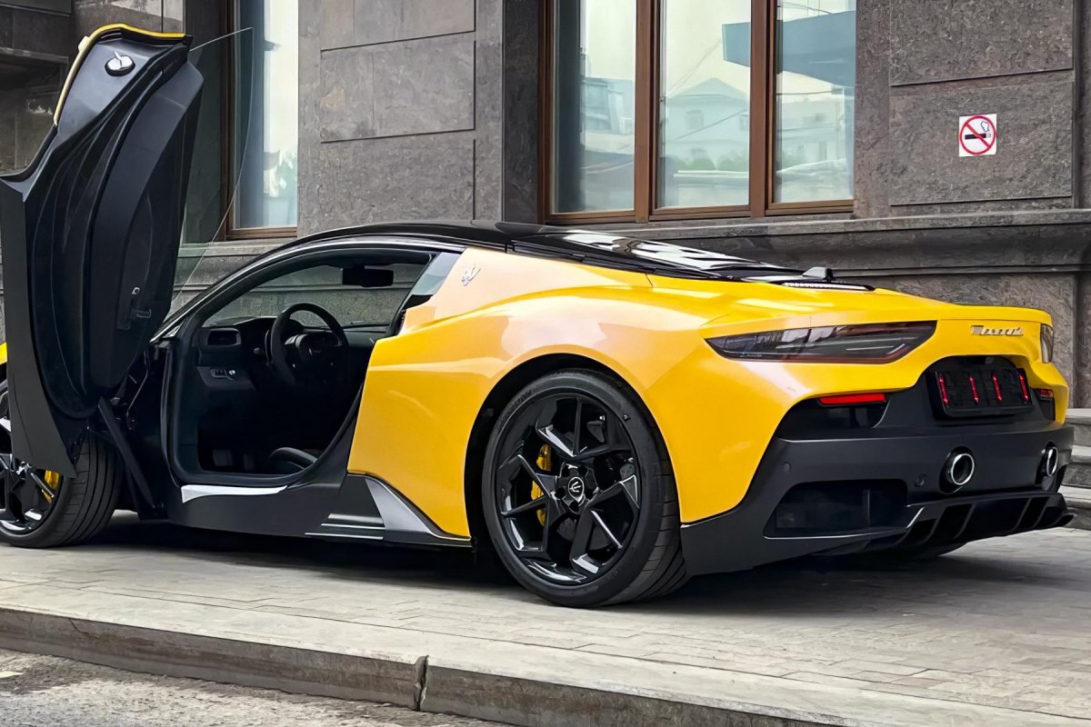 Мазерати суперкар