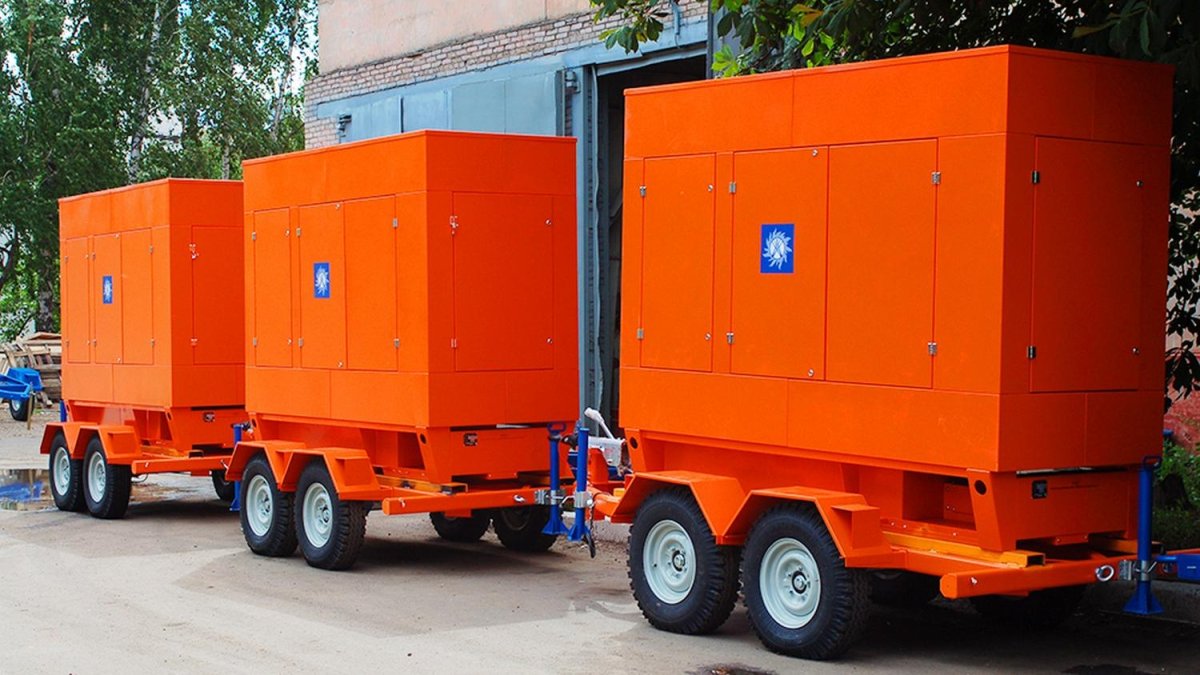 Дизельный Генератор ТСС Эд-30-т400 в погодозащитном кожухе на прицепе)