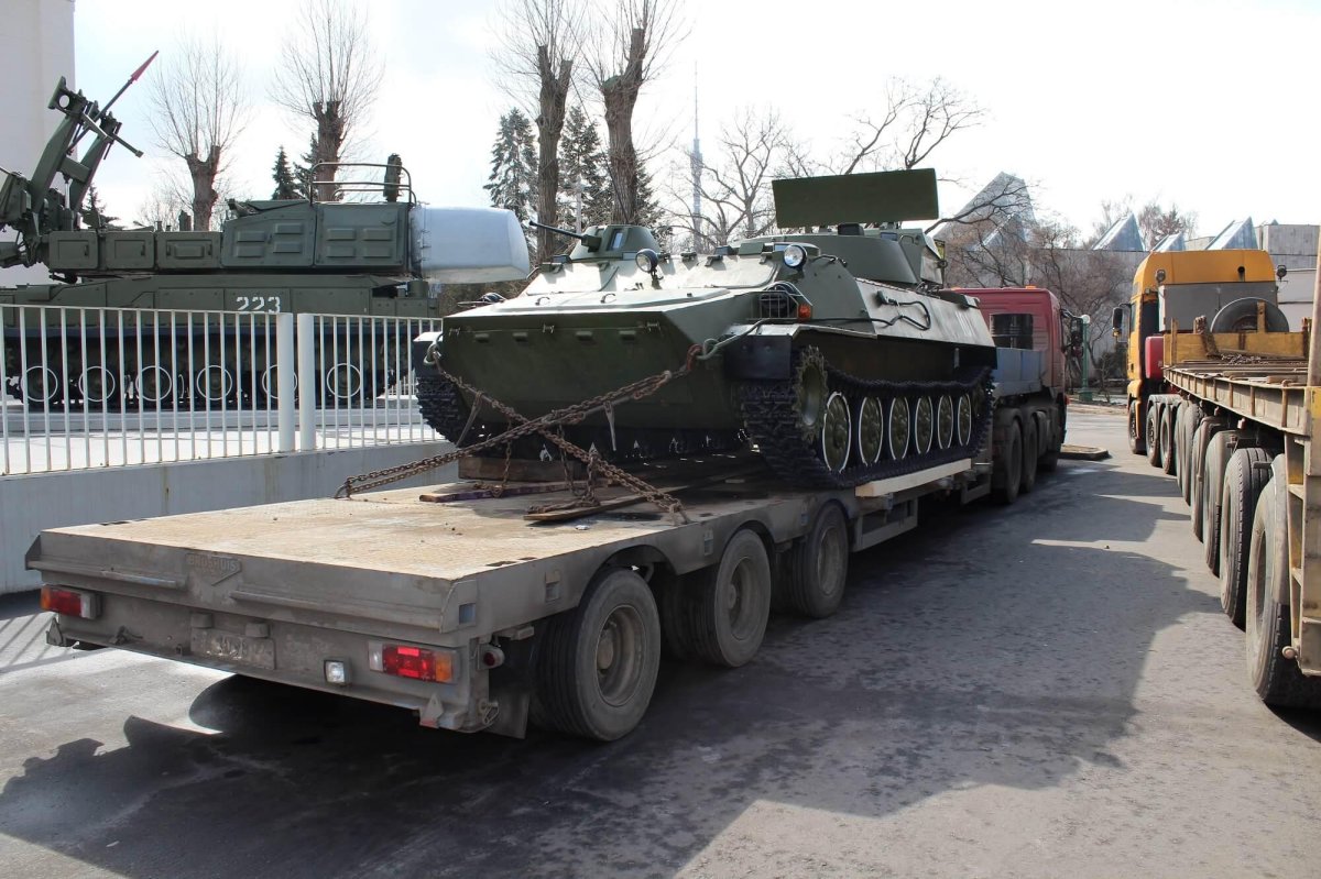 КАМАЗ трал военный