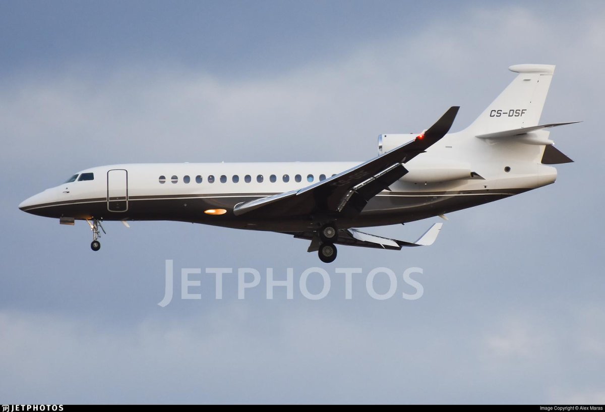 Самолет Dassault Falcon 8x