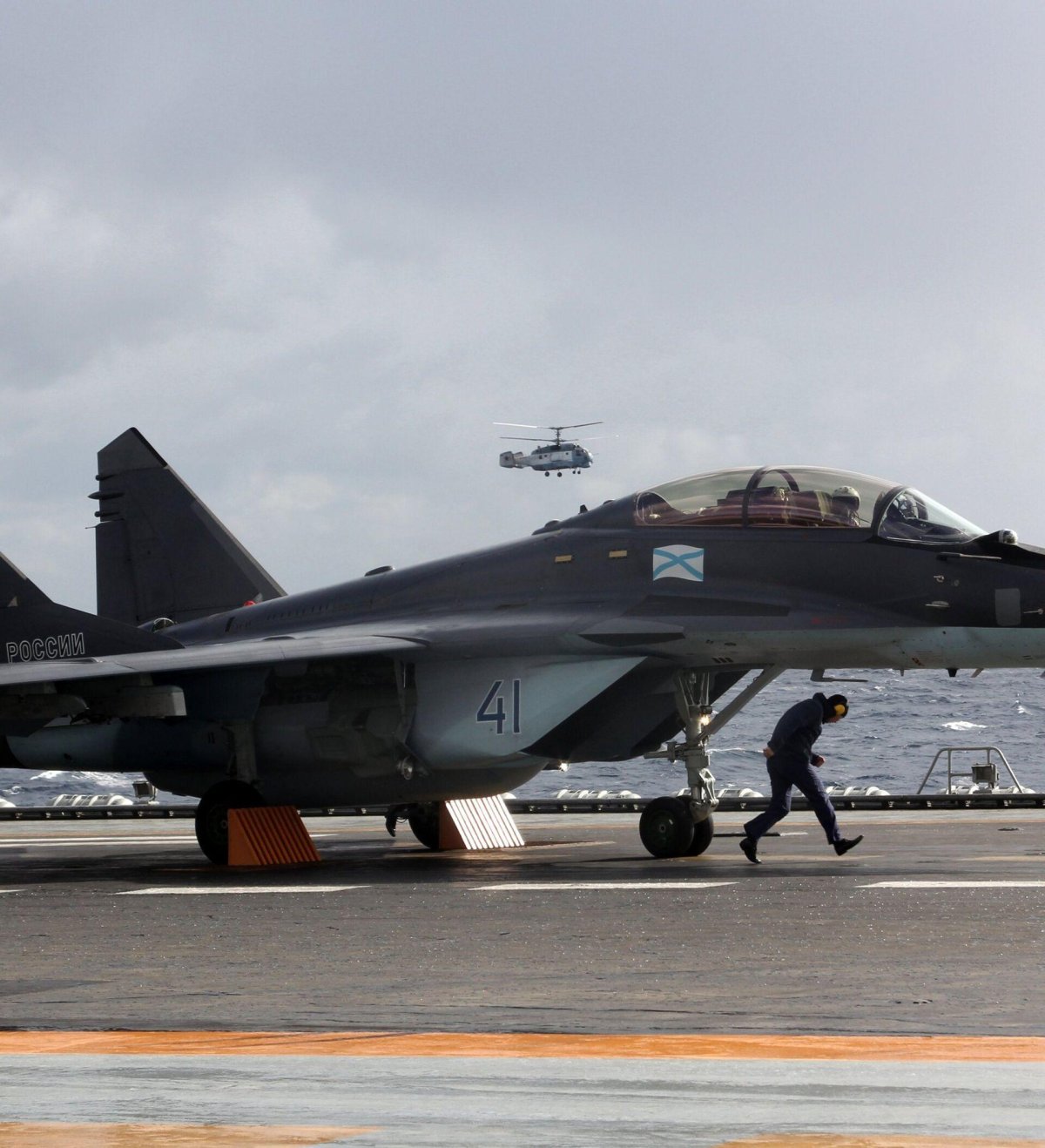 Палубный истребитель миг-29к