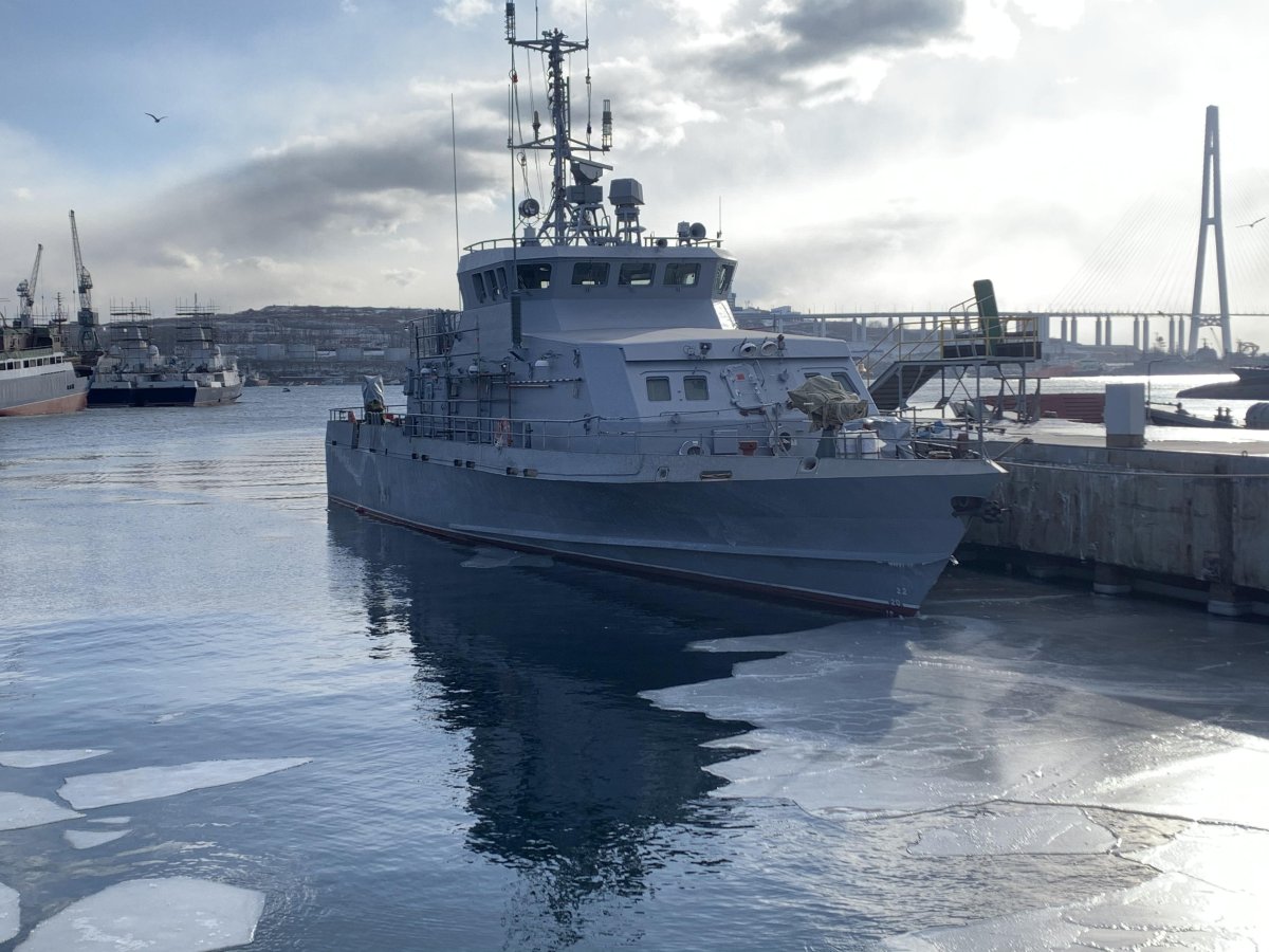 Восточная верфь Владивосток