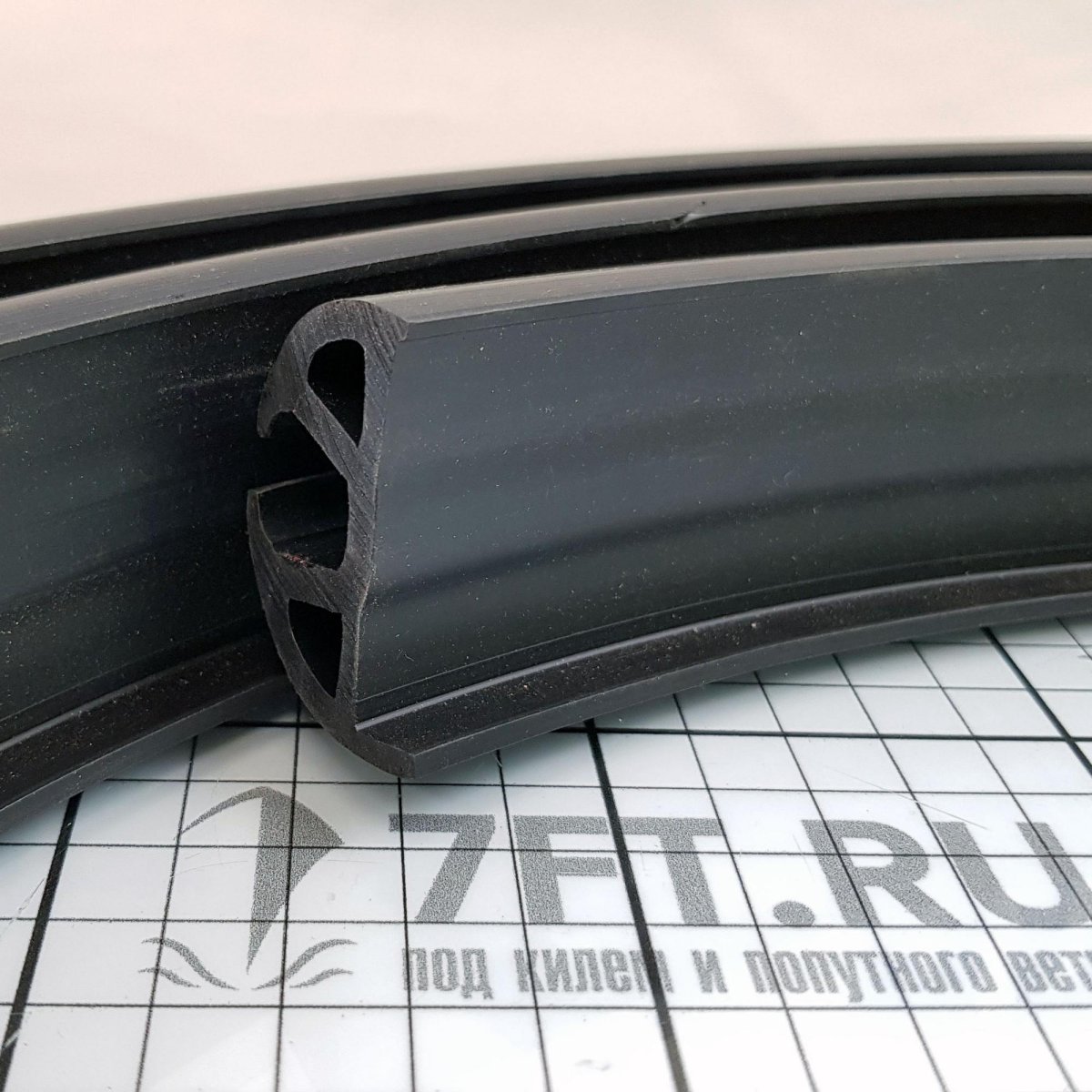 Привальный брус ПВХ