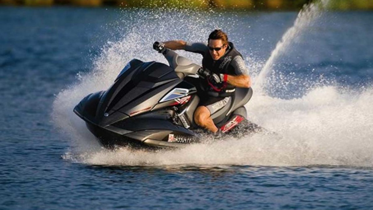 Водный скутер Ямаха