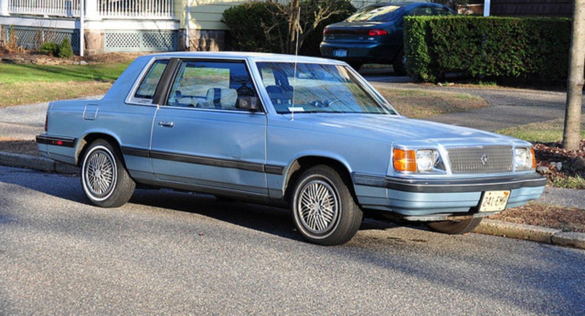 Плимут Релиант