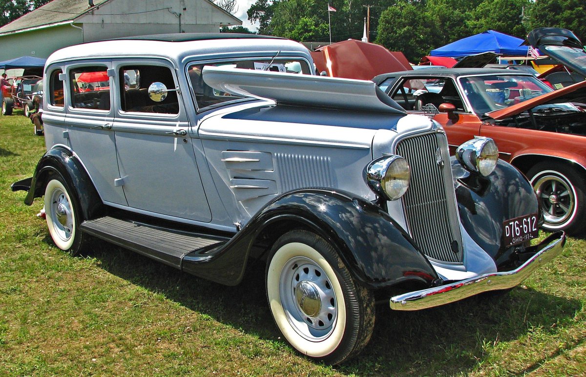 Plymouth 1934