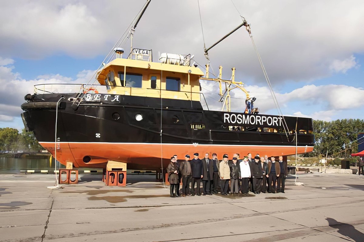 Лоцмейстерское судно Вега