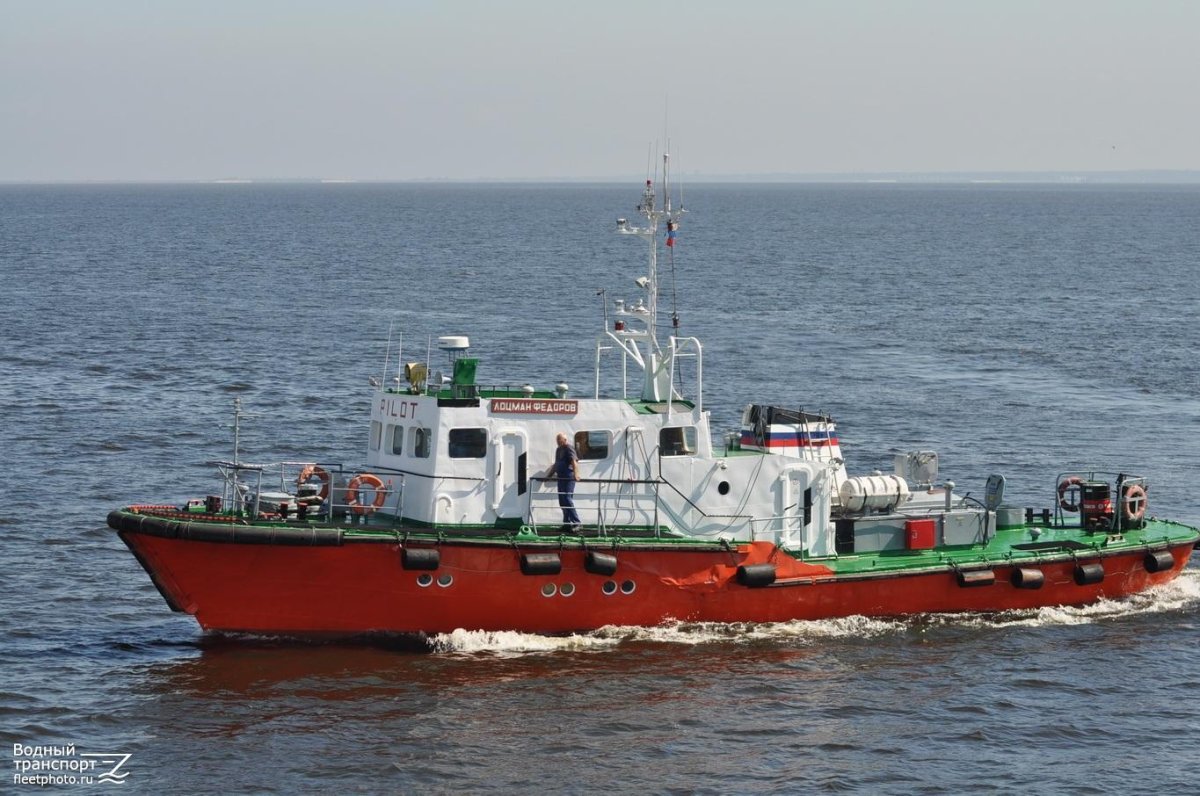 Лоцманский катер 1459