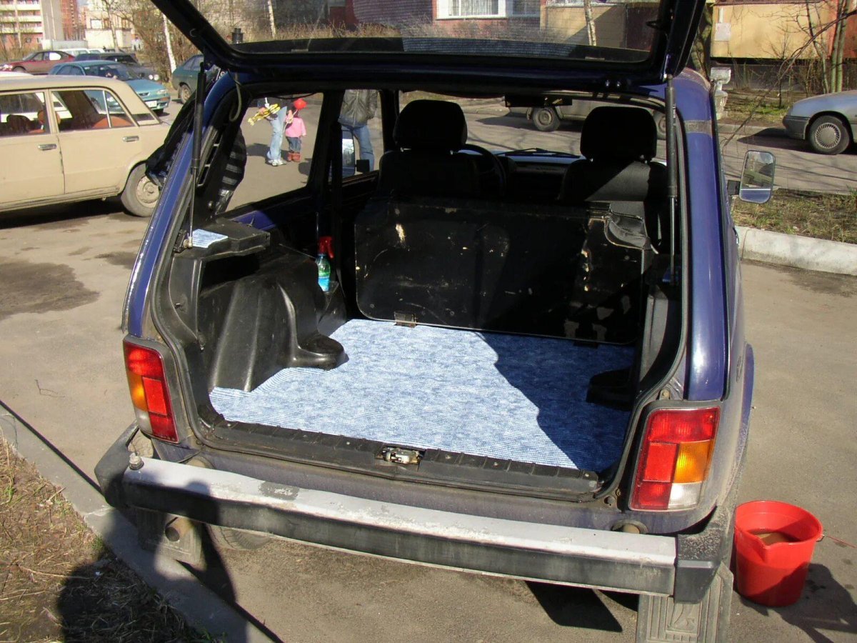 ВАЗ 2131 салон багажник
