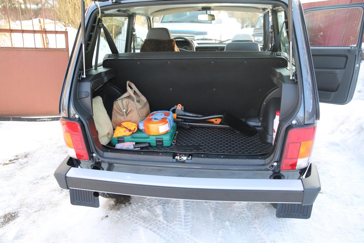 Лада 4х4 2131 багажник