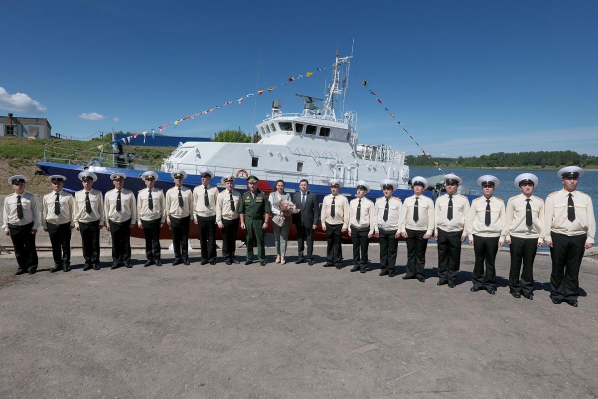 Катер Грачонок проекта 21980