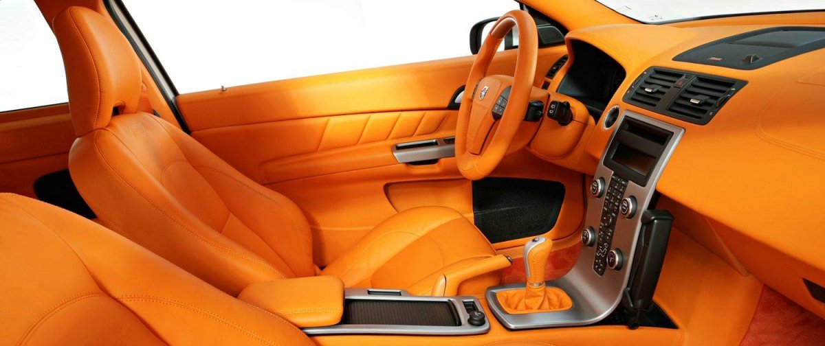 Оранжевый салон Volvo s60r