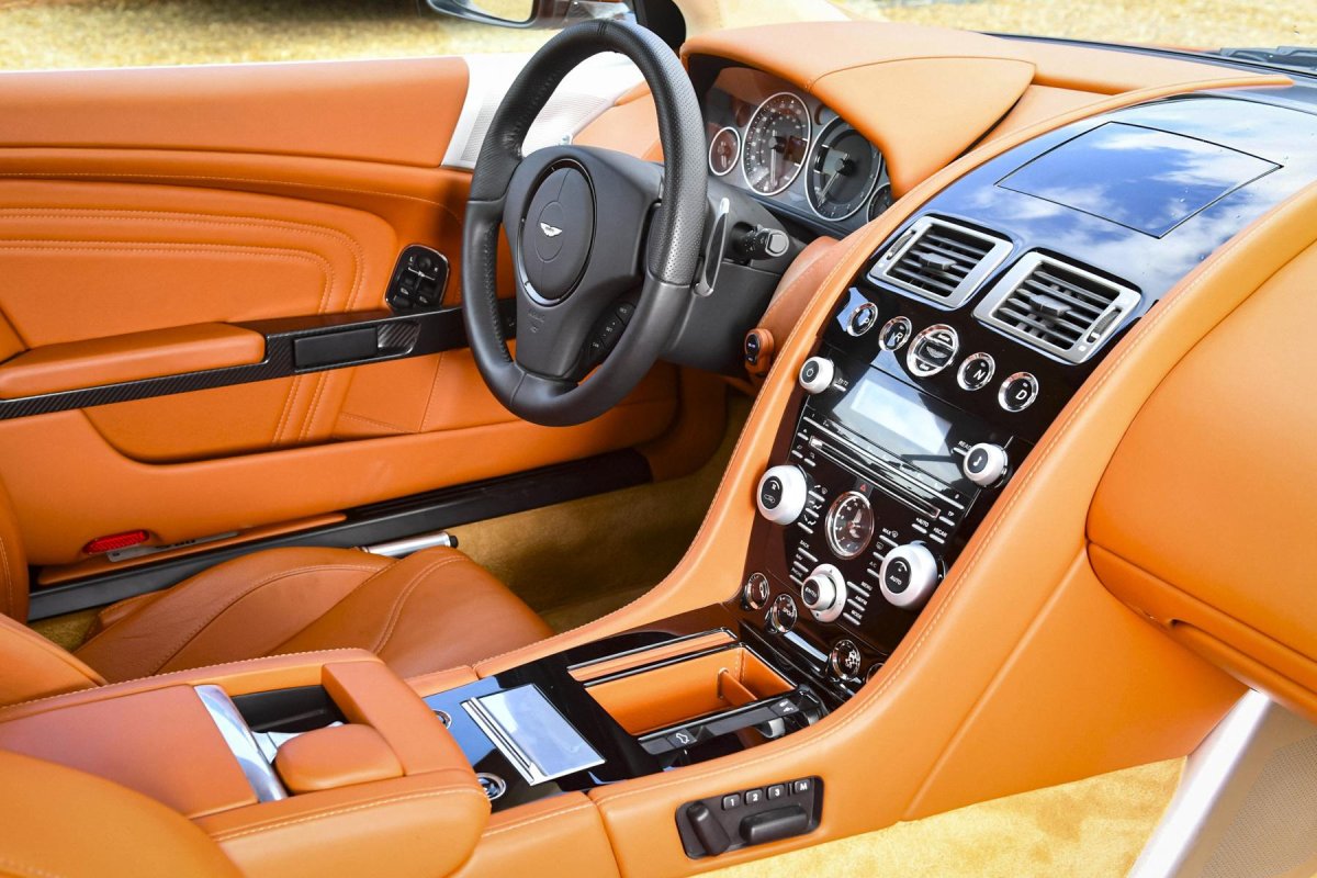 Оранжевая восьмерка