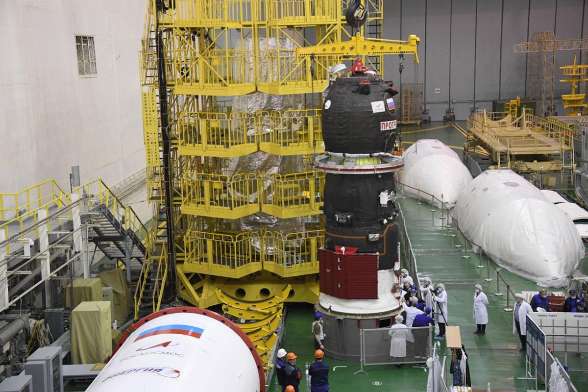 Грузовой корабль Прогресс МС-20