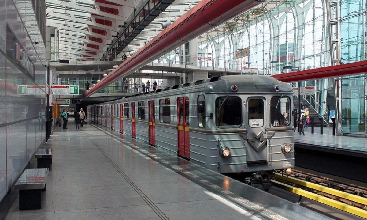 Прага метро Ечс