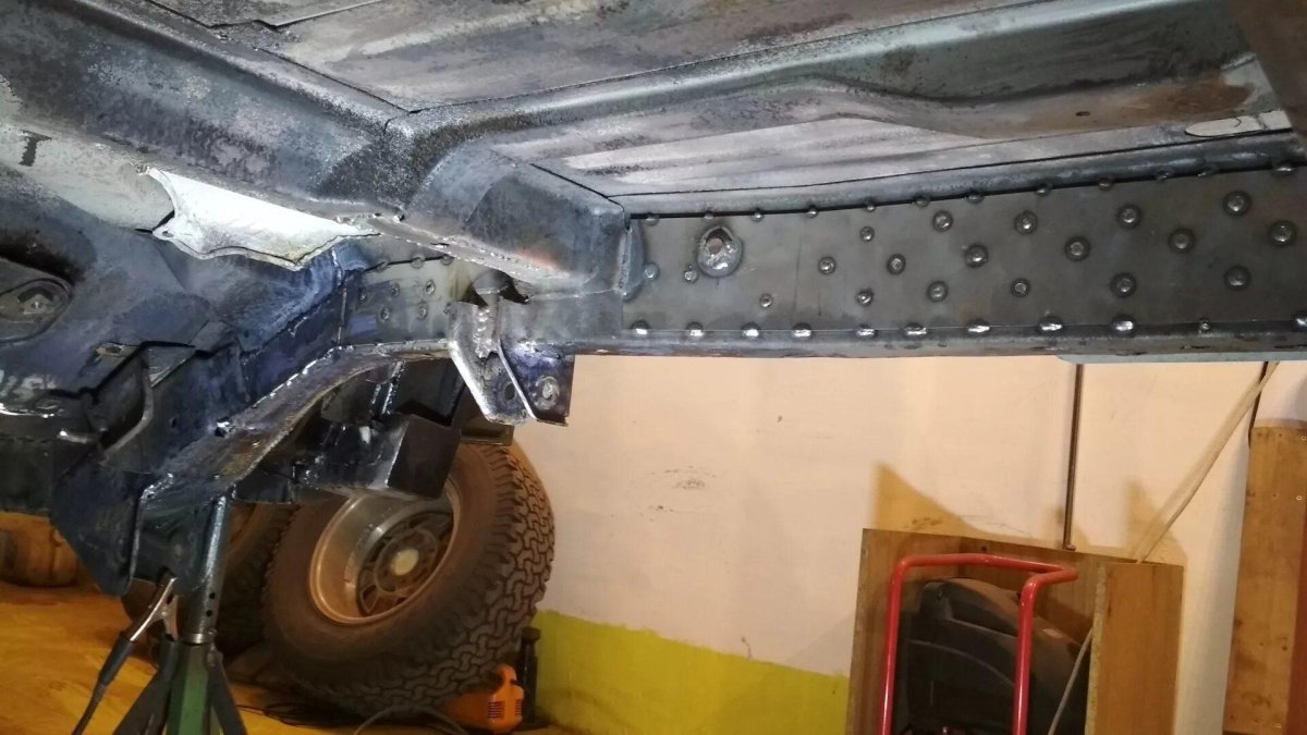 Лонжерон Jeep Grand Cherokee ZJ