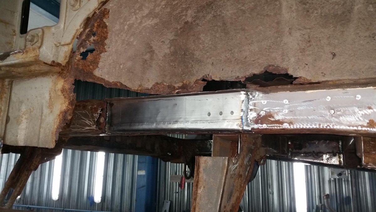 Starex h1 лонжероны