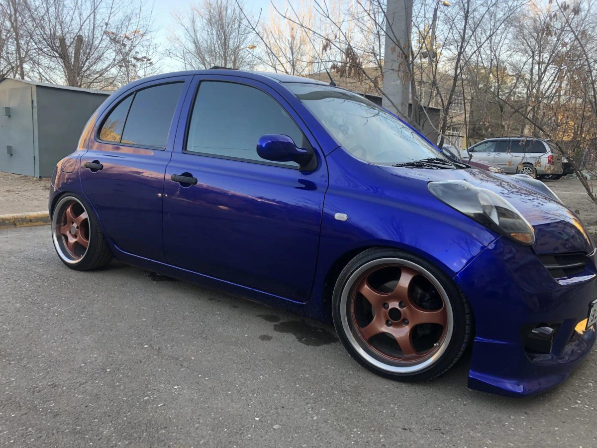 Nissan Micra stance