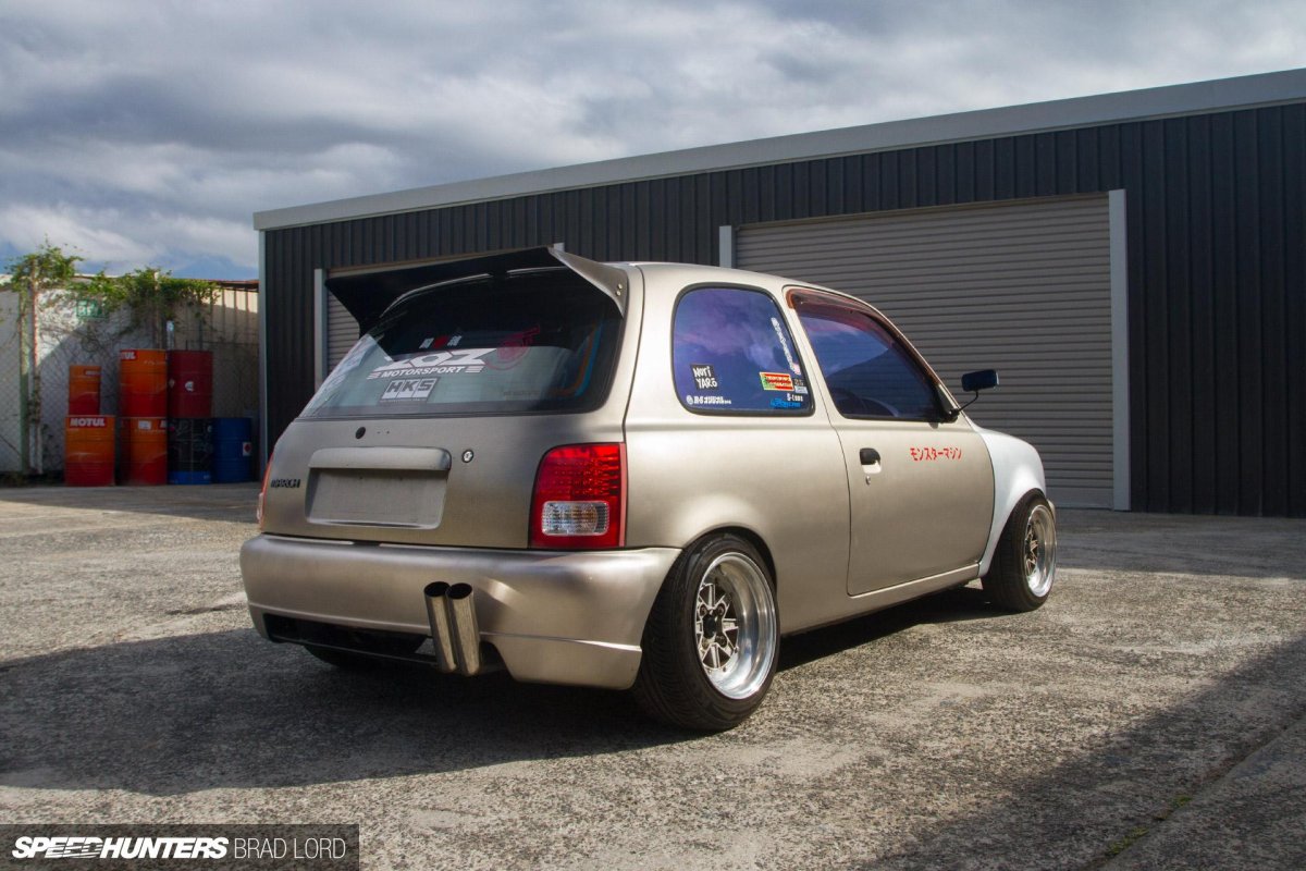 Nissan March Micra k11