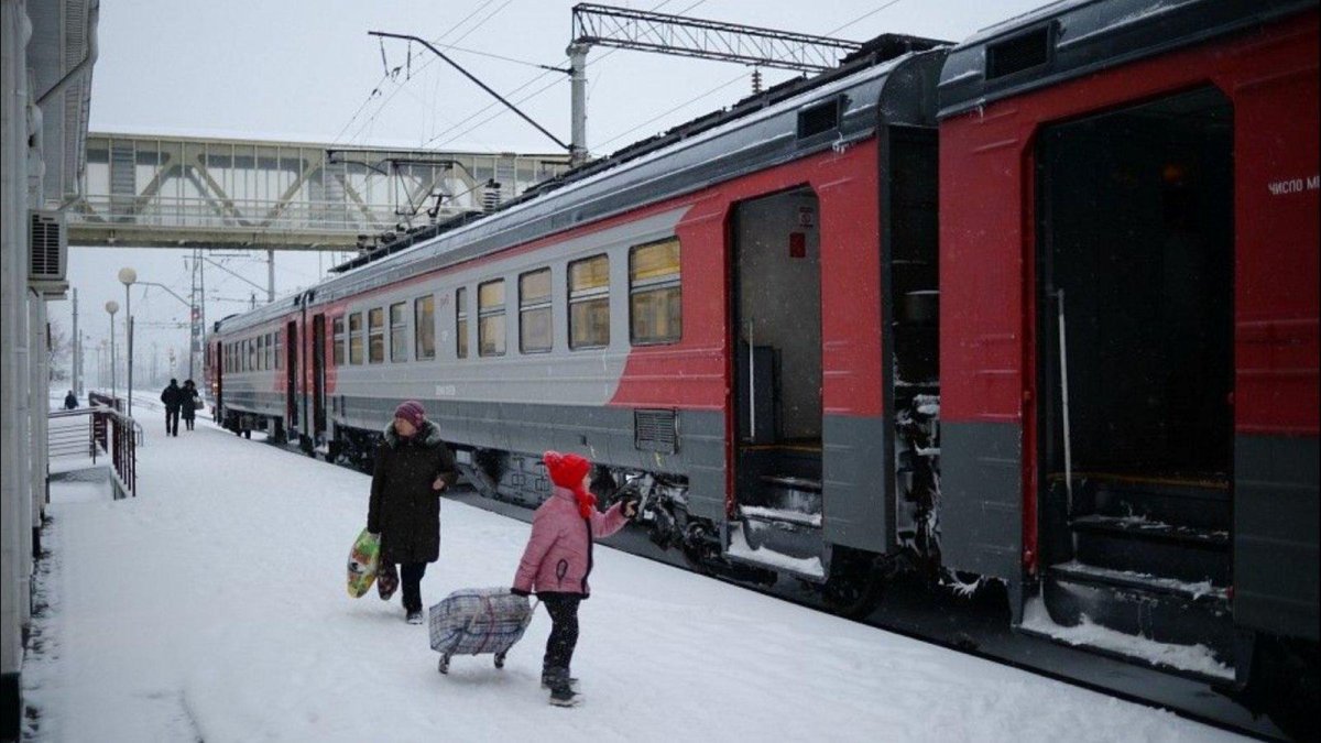 Мурманск Апатиты зима электричка