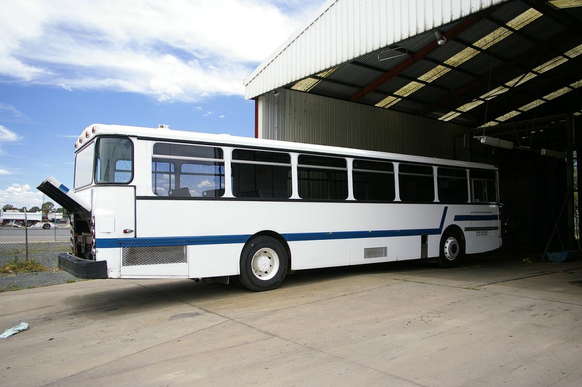 Mercedes-Benz o 305 gg