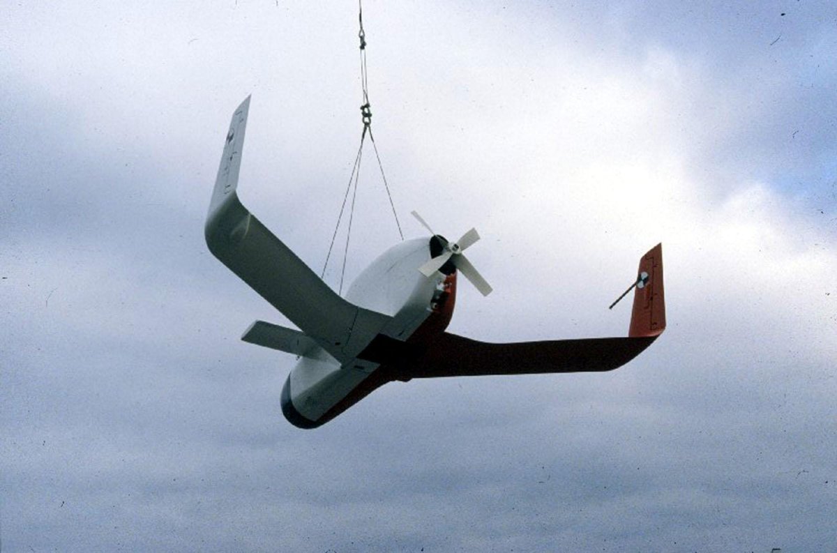 AGM-136 tacit Rainbow