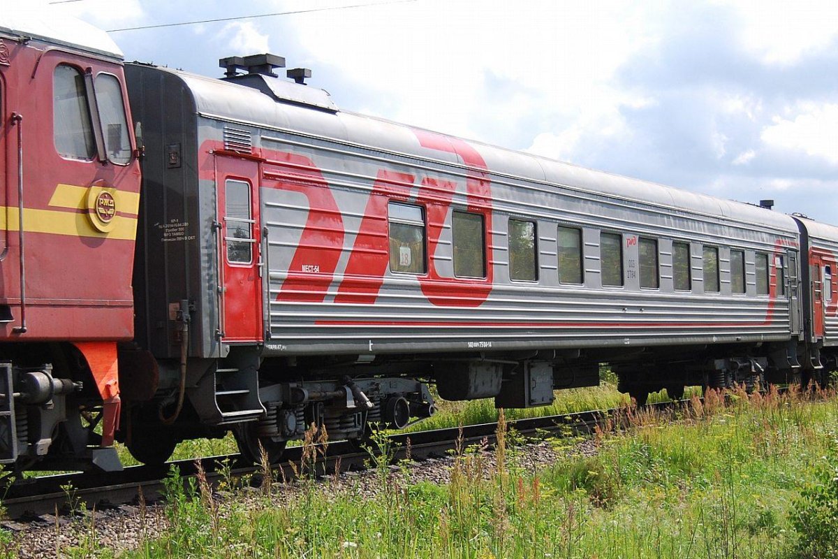 Поезд Псков