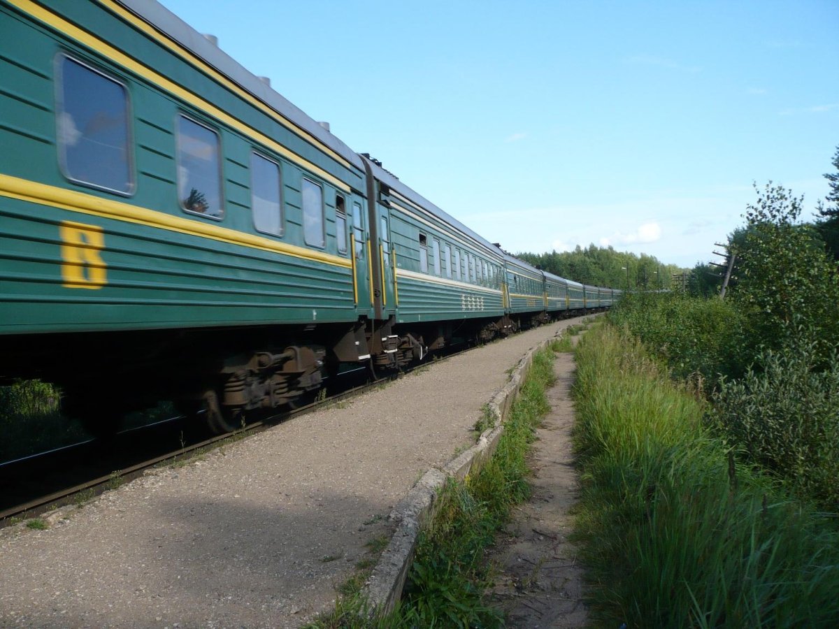 010а фирменный «Псков»