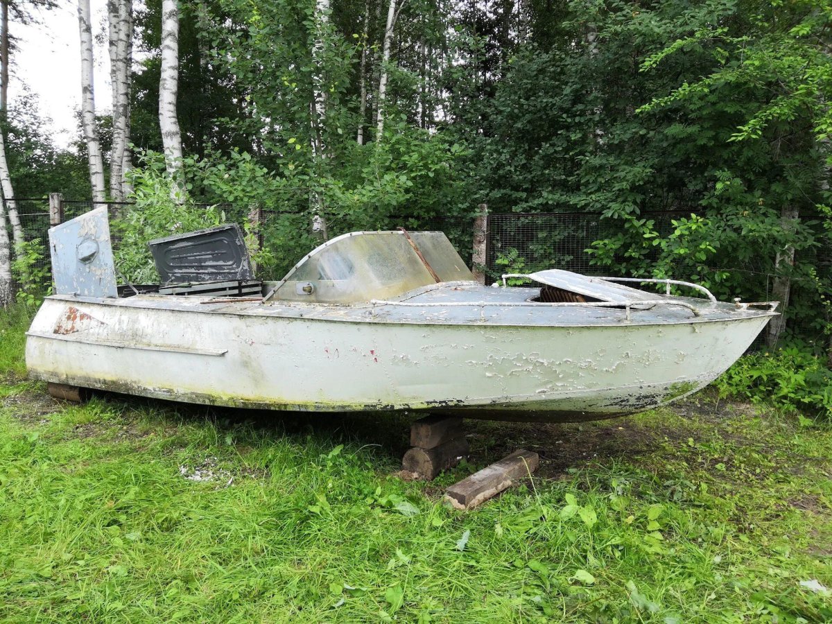 Катер Амур 1