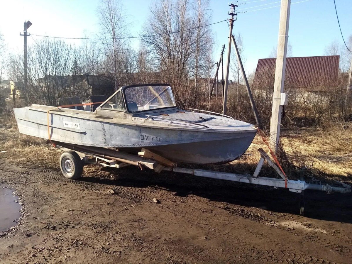 Катер Амур водомет