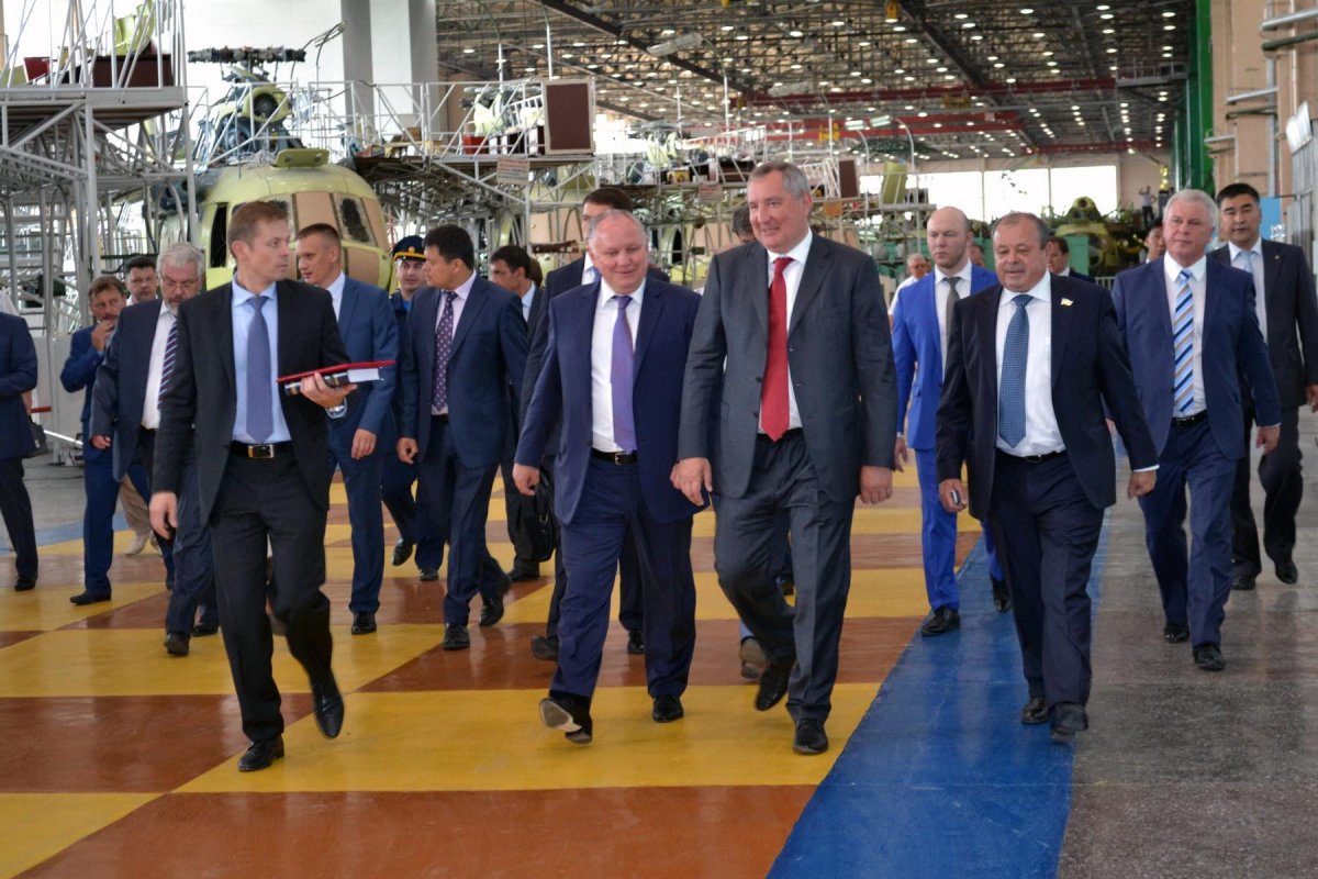 Улан-Удэнский авиационный завод (у-УАЗ)