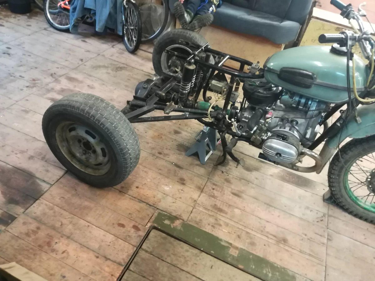 Трицикл Урал Геркулес