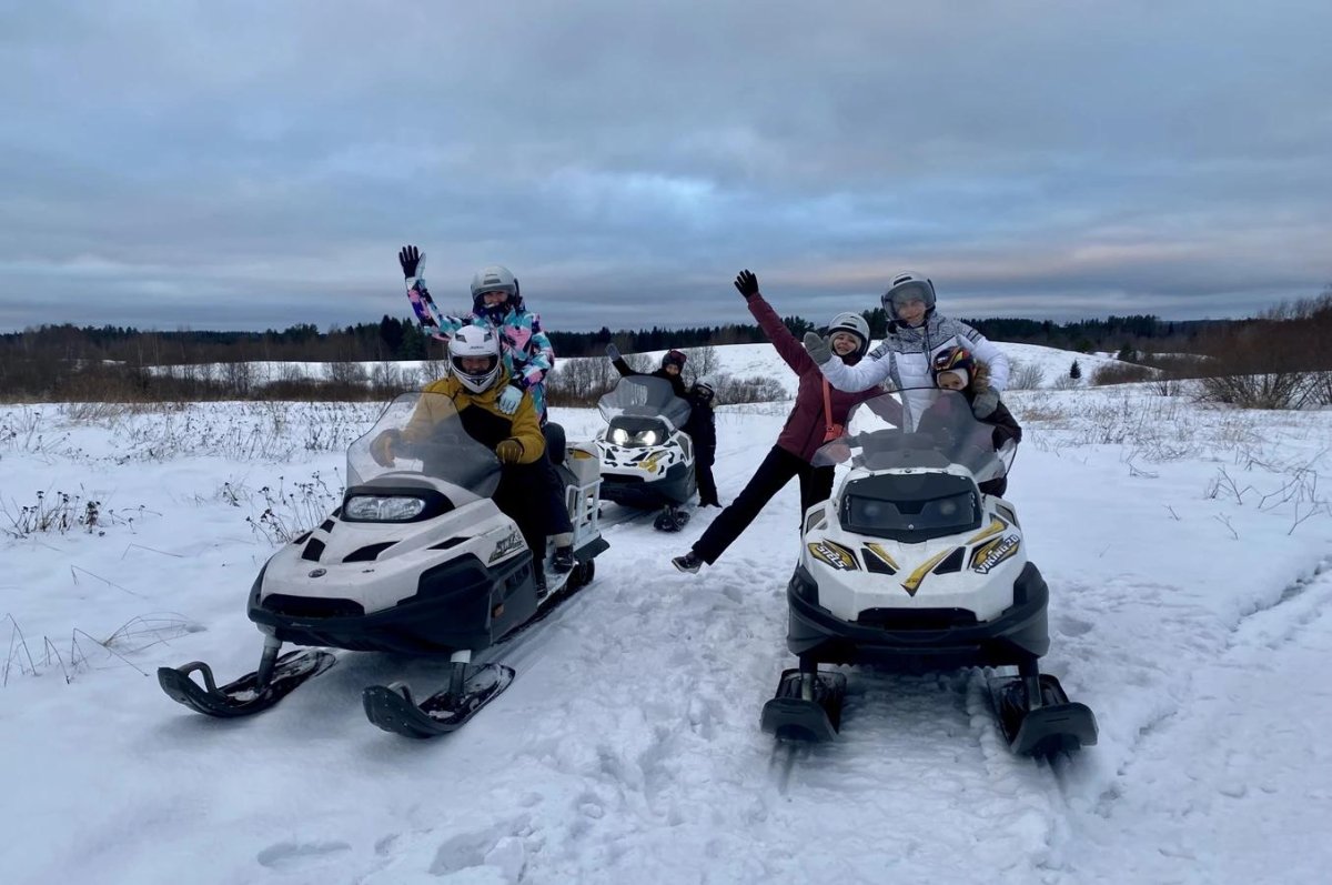 Прогулка на снегоходах