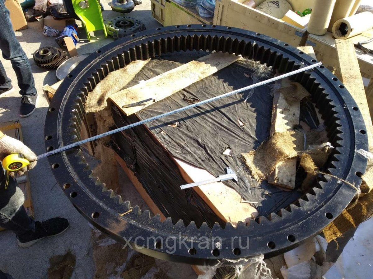 Опорно поворотное устройство s420lc-v