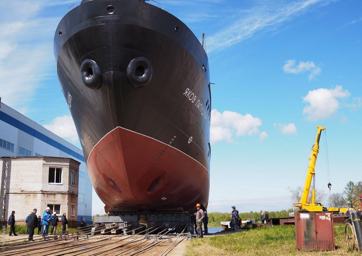 Гидрографическое судно «Яков Лапушкин»