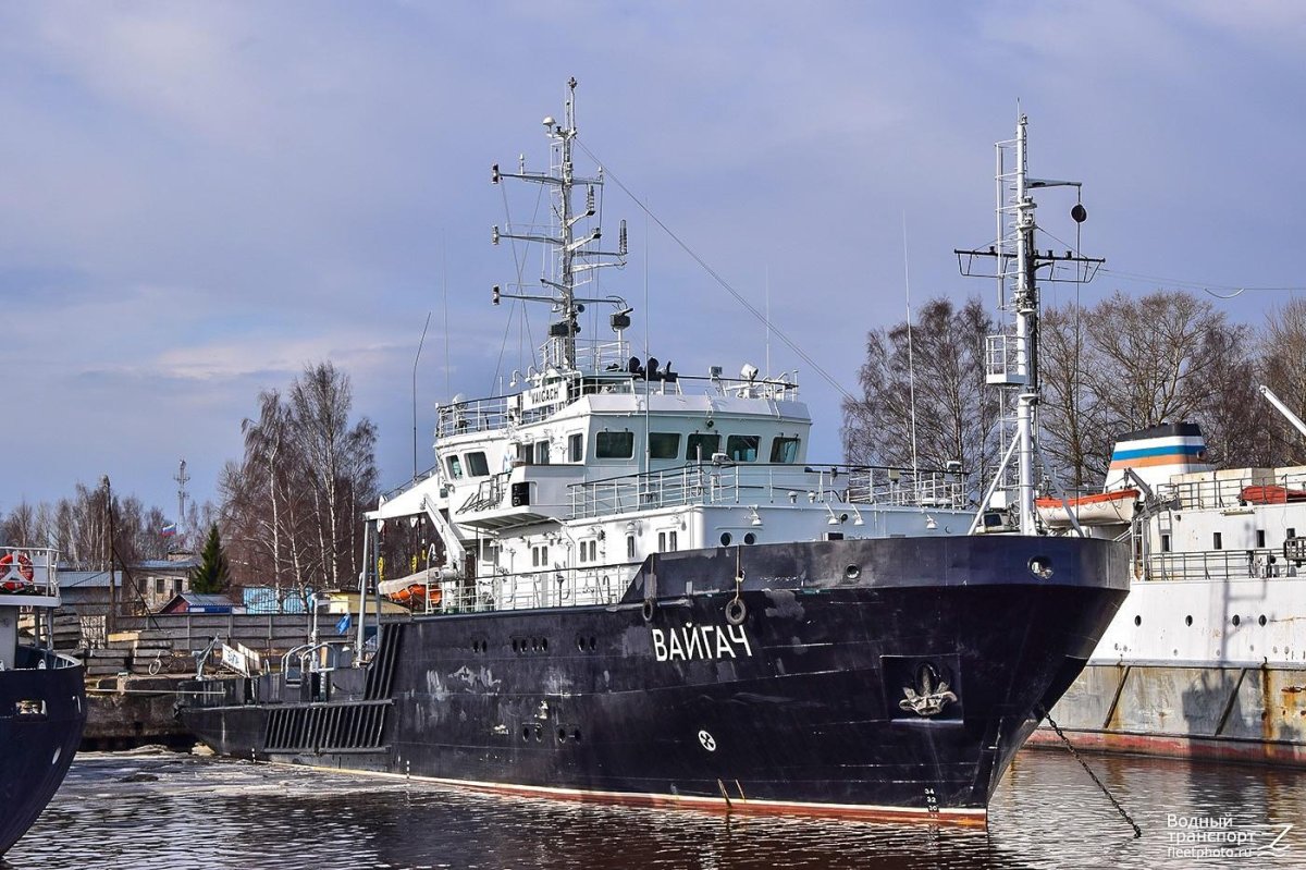 Гидрографическое судно Вайгач