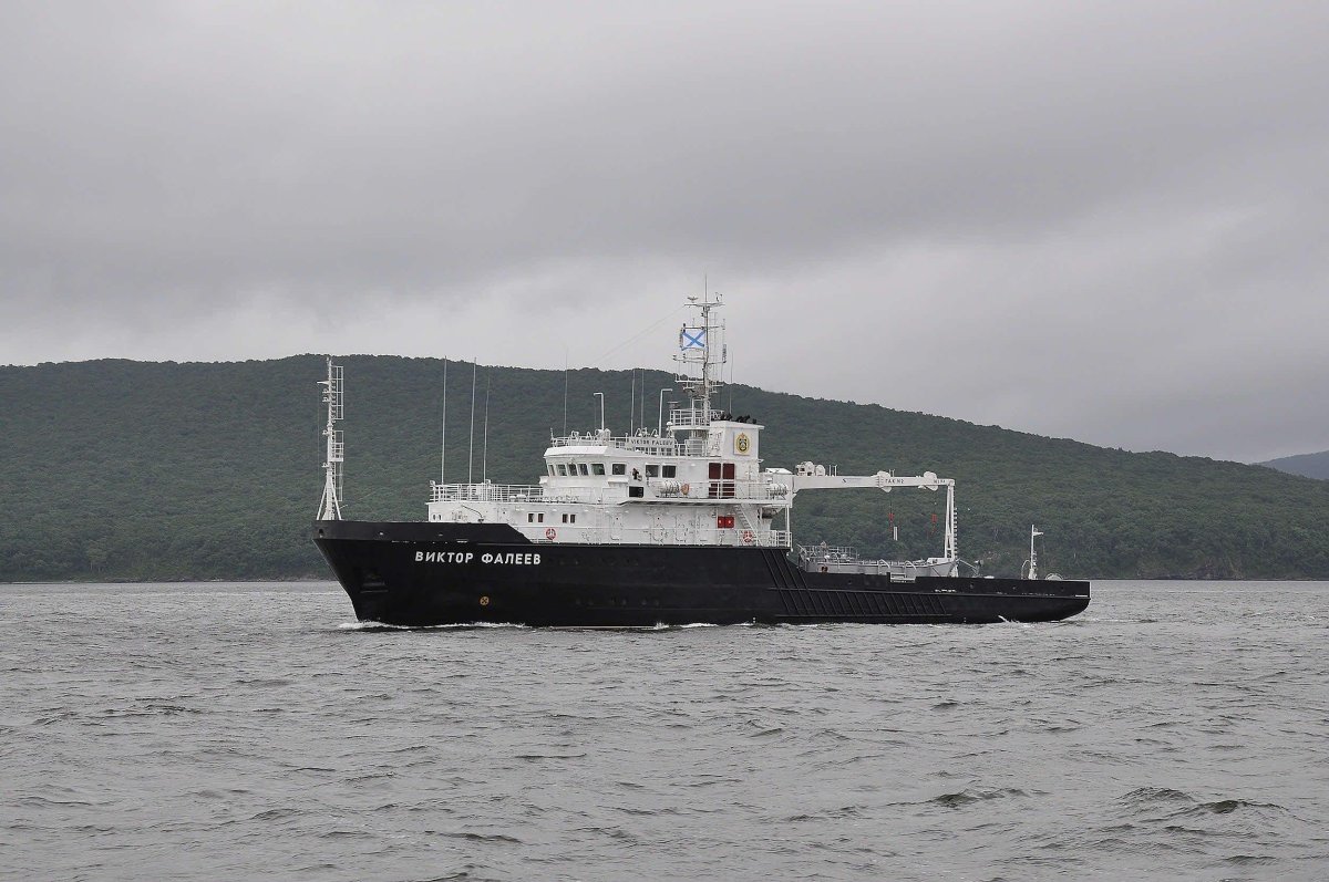 Виктор Фалеев гидрографическое судно