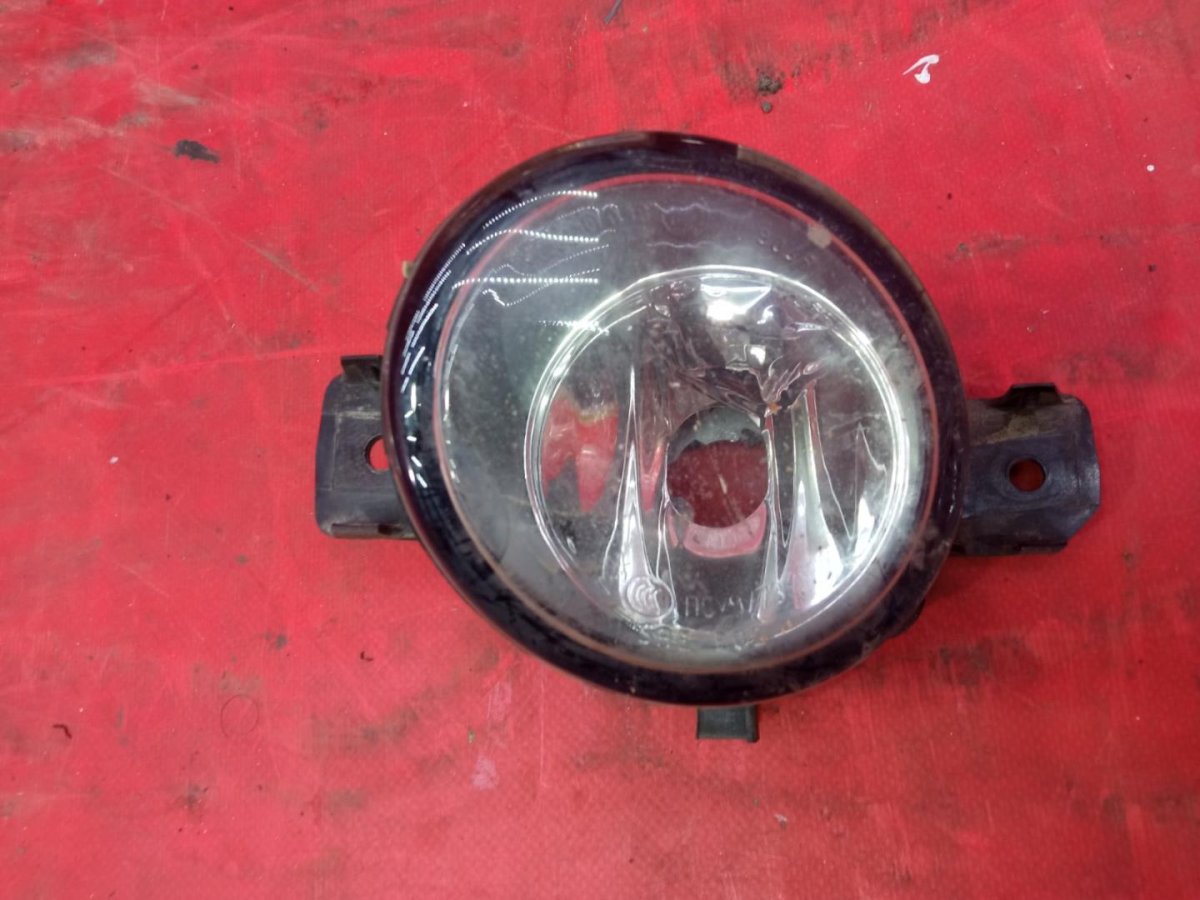 Туманки Ниссан Серена с25