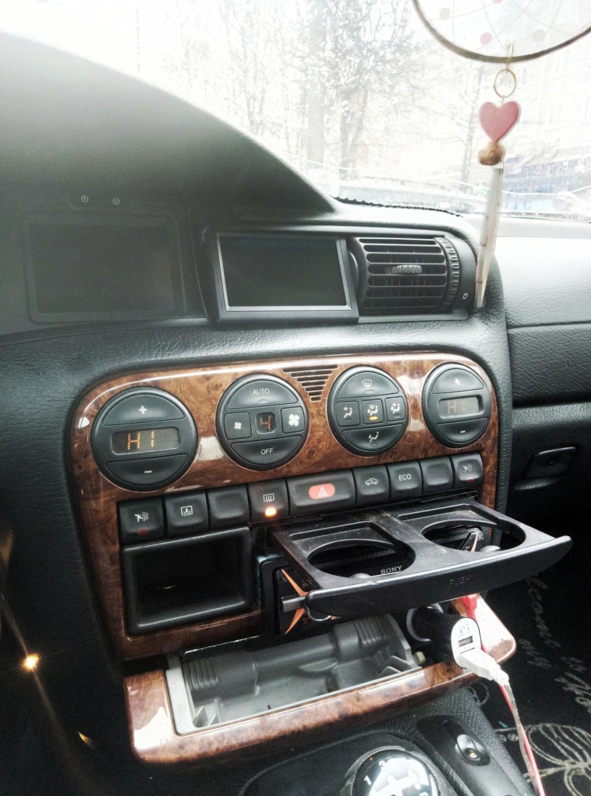 Подстаканники Опель Омега б