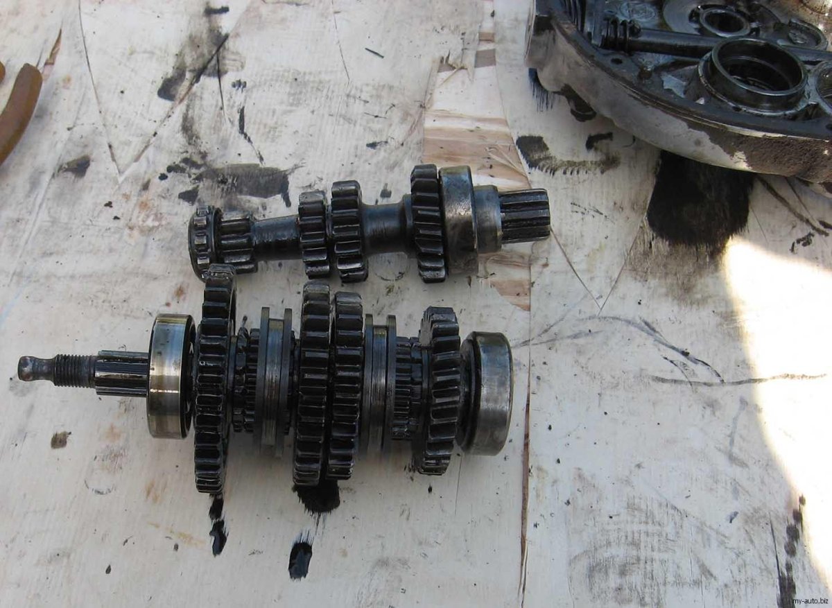 Вторичный вал КПП мотоцикла Урал