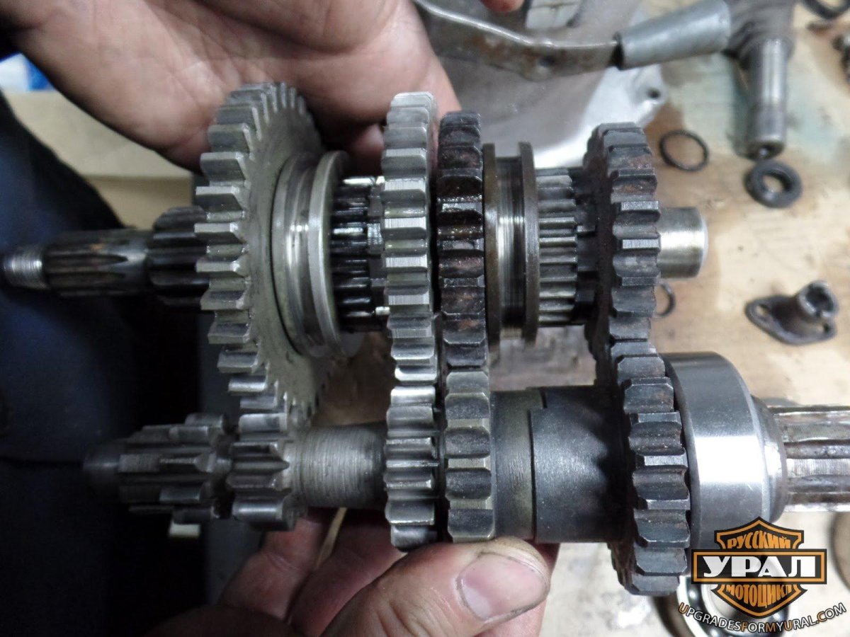 Вторичный вал КПП мотоцикла Урал