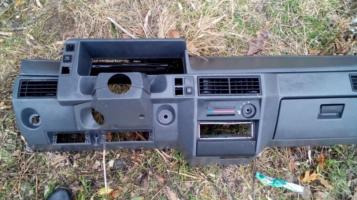 Таврия ЗАЗ 1102 Люкс