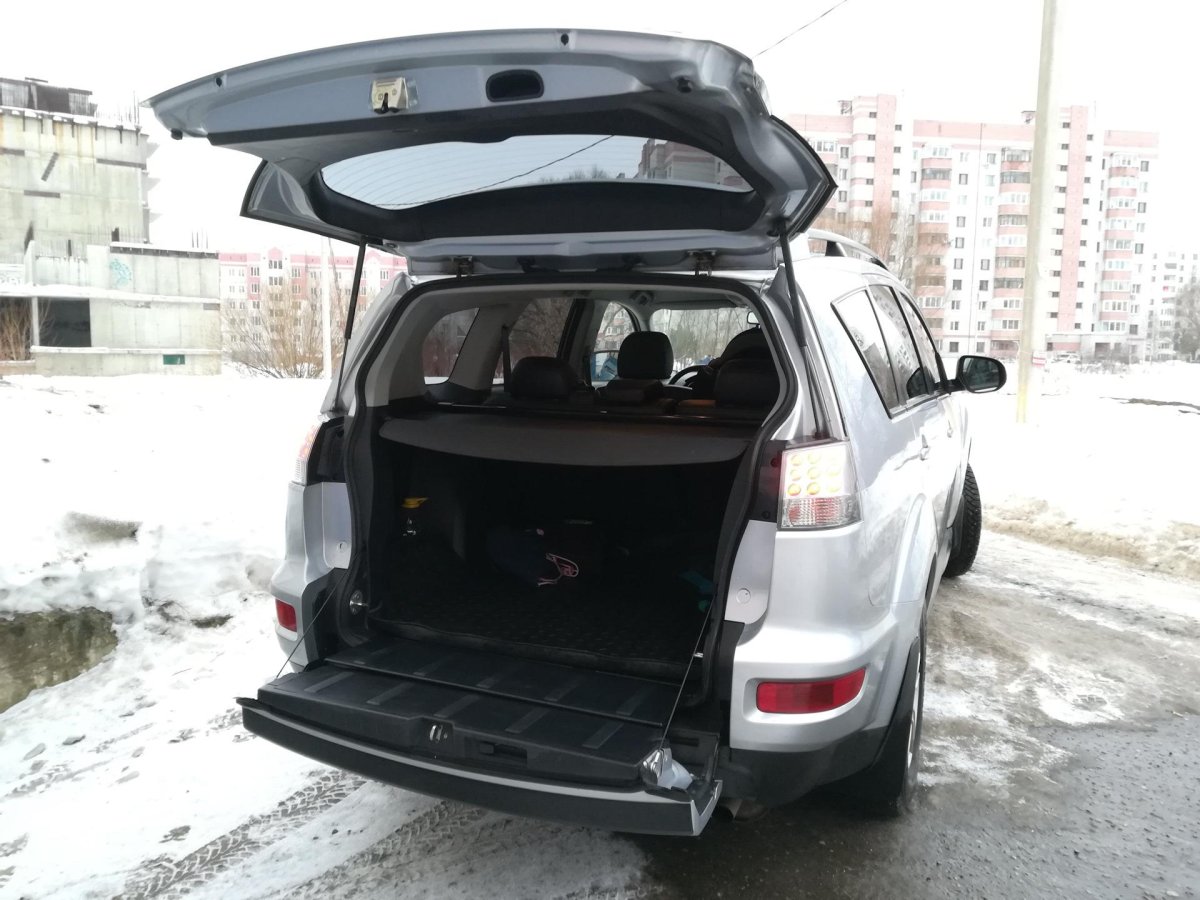 Mitsubishi Outlander 2008 багажник