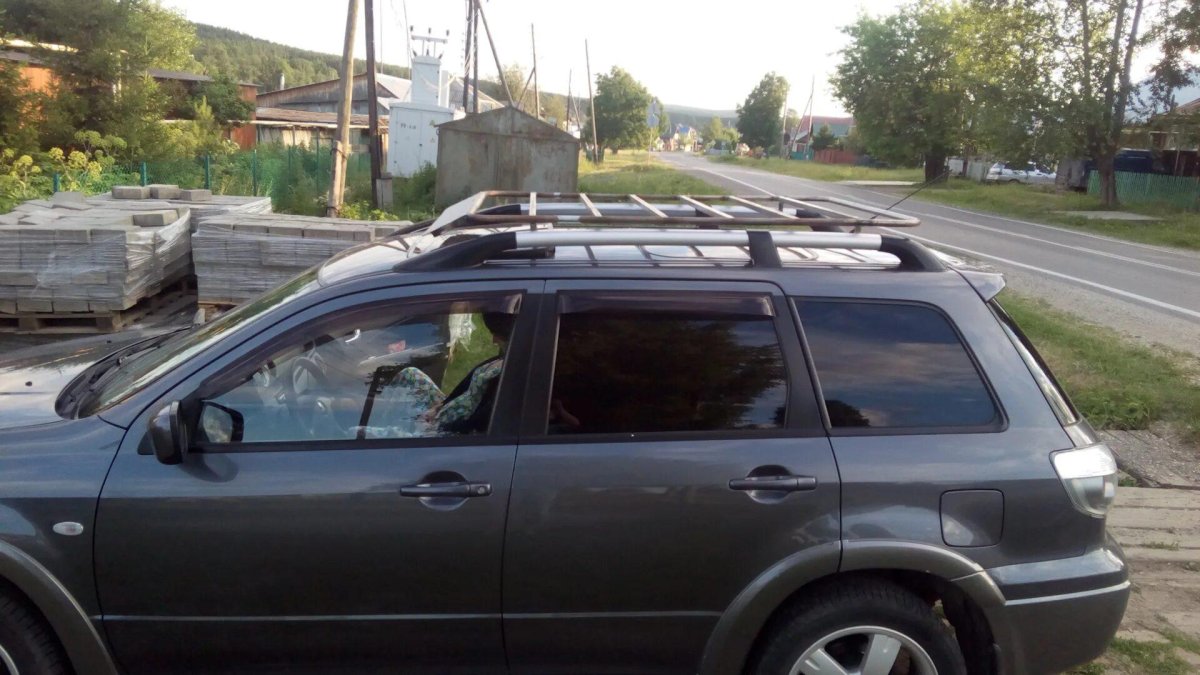 Рейлинги Mitsubishi Outlander 1