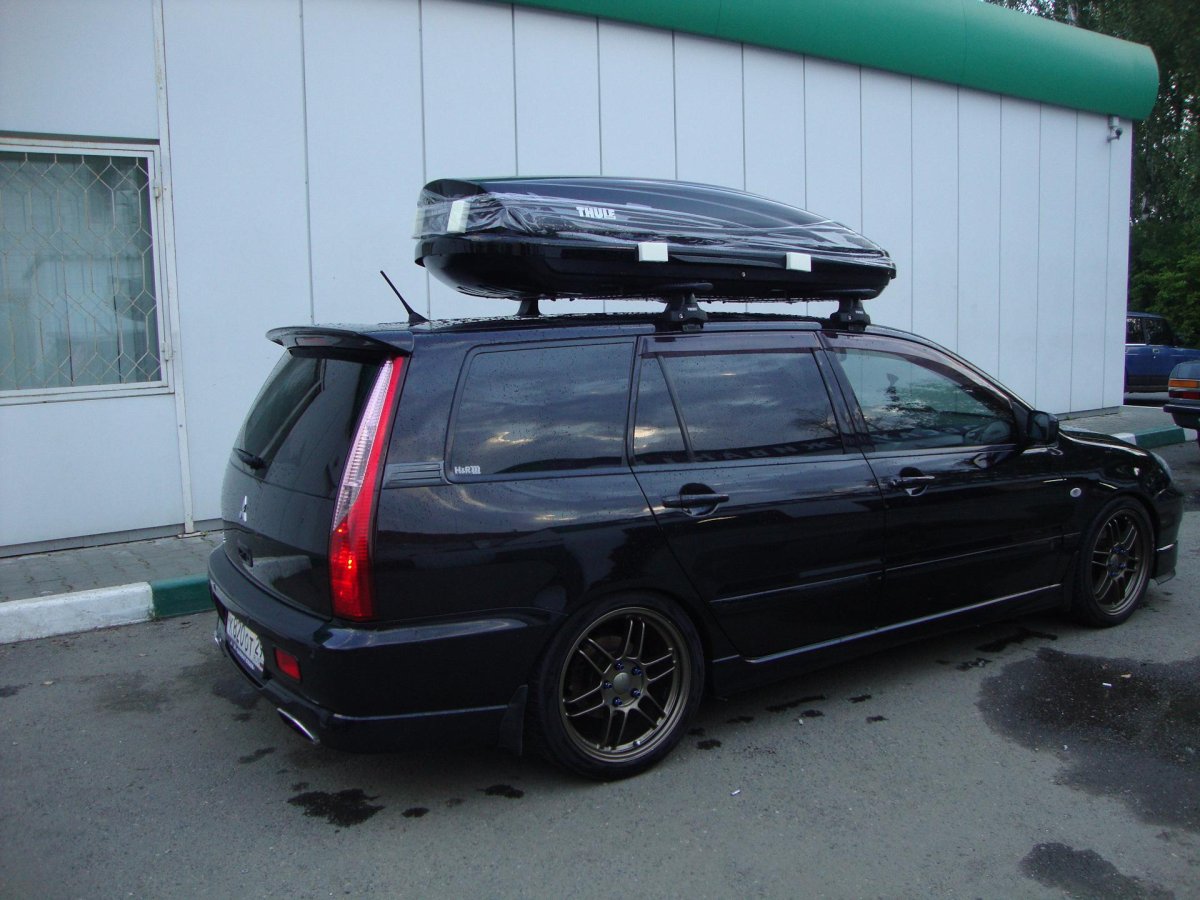 Багажный бокс на Митсубиши Лансер 9 вагон